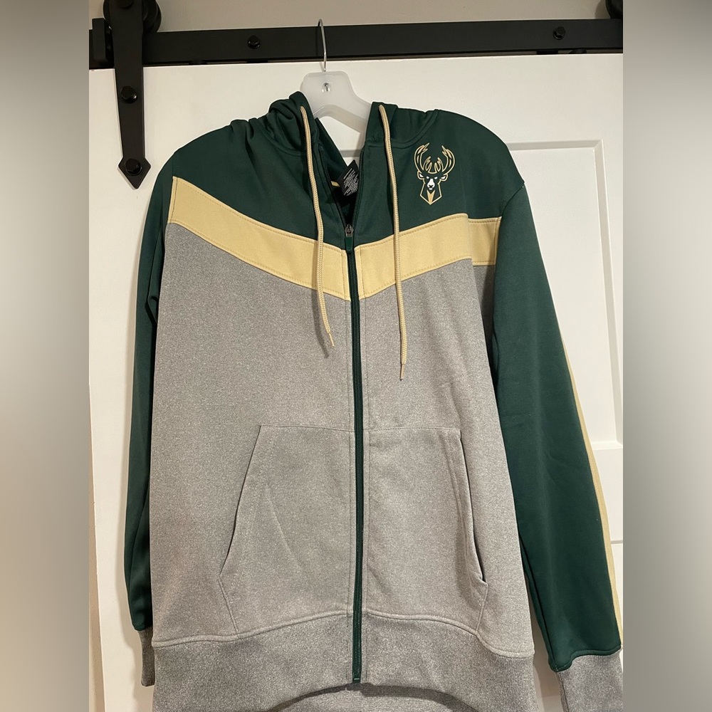 Bucks Zip-Up
